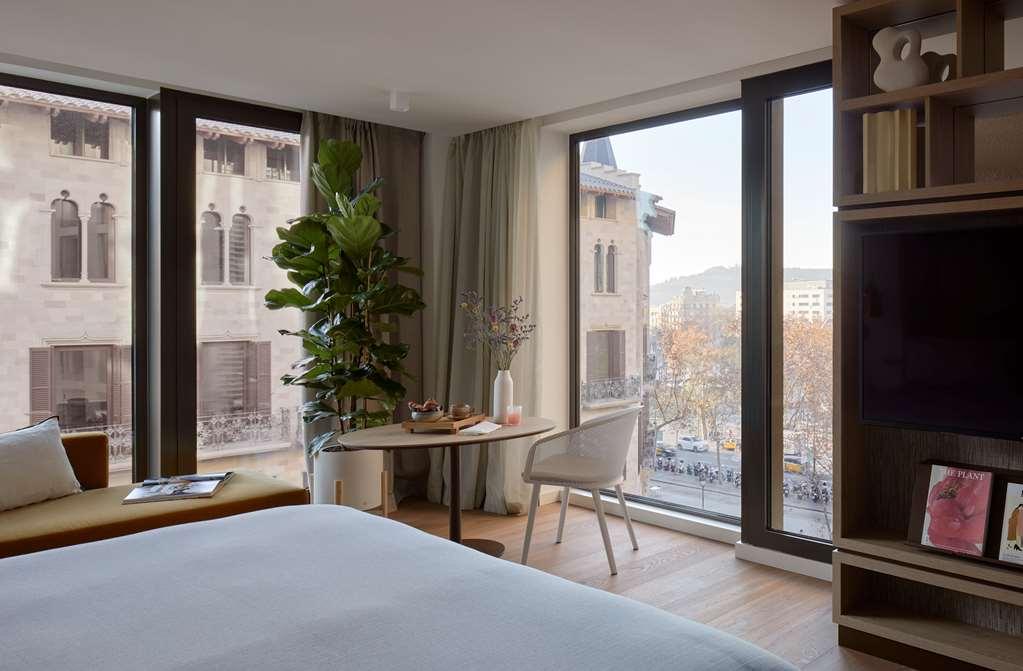 Me Barcelona Hotel Room photo